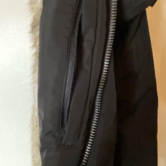 Aritzia Babaton mid-length parka - Picture 3 of 6